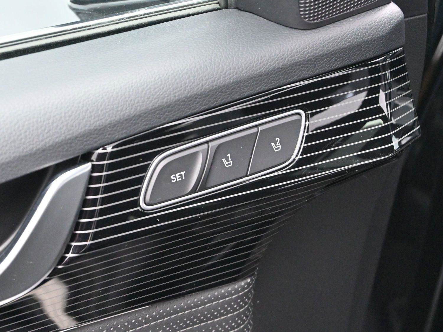 Used 2025 Hyundai Palisade Calligraphy image 10