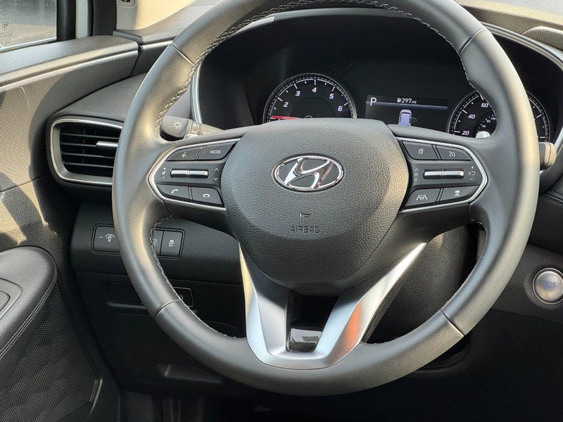 Used 2023 Hyundai Santa Fe SEL image 12