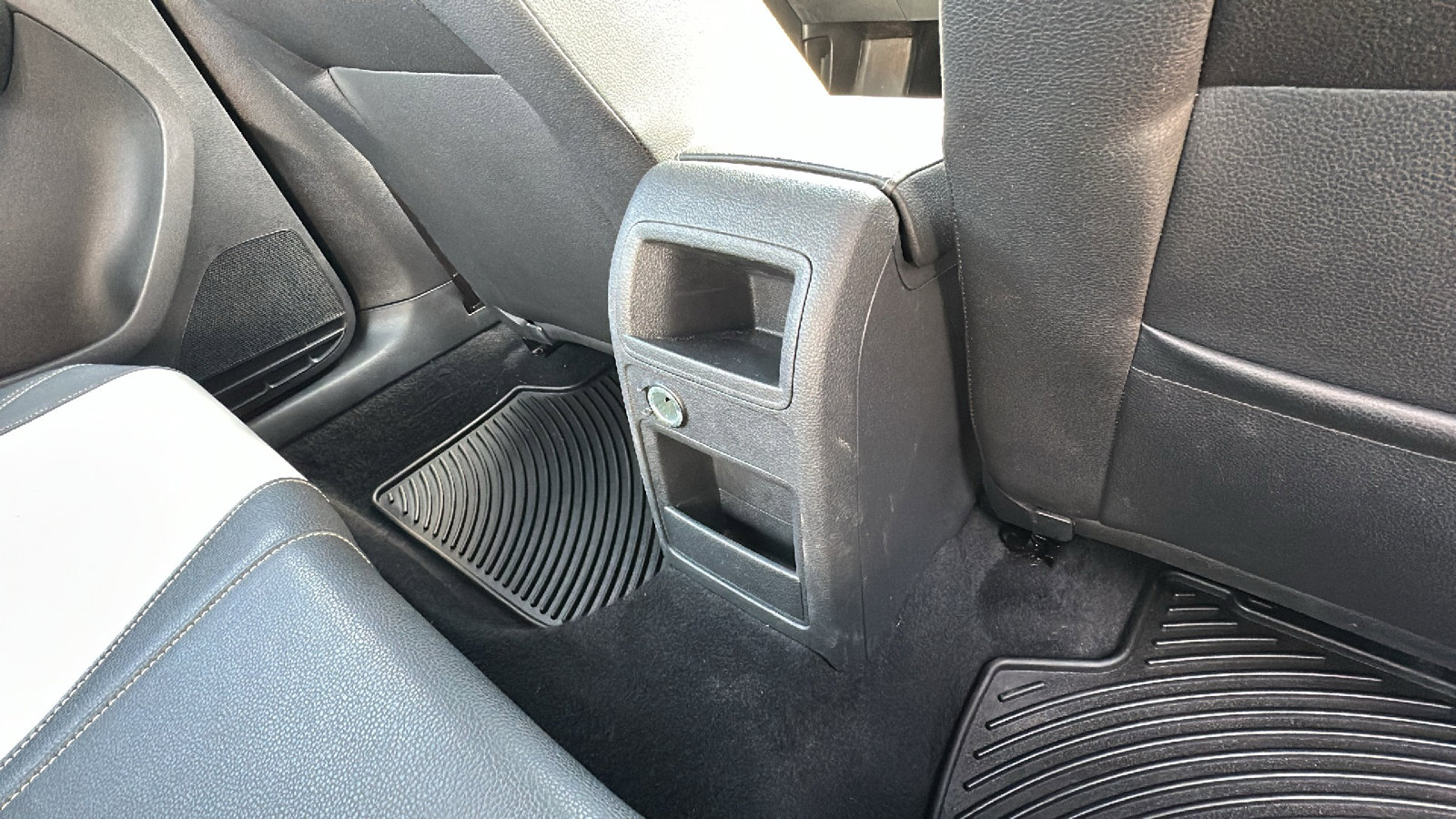 Used 2016 Volkswagen Jetta Sport image 26