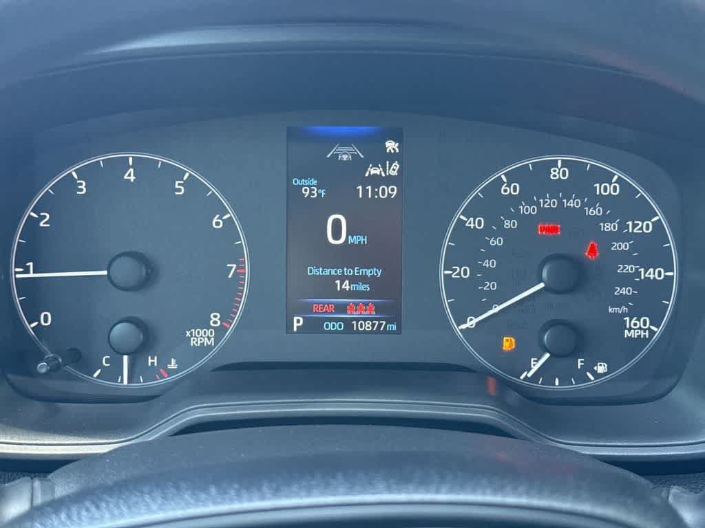 Used 2025 Toyota Corolla LE FWD image 16