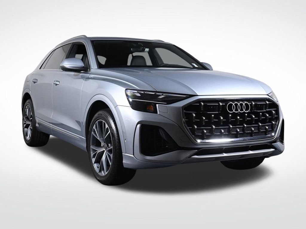 Used 2025 Audi Q8 Premium w/ Convenience Package AWD/4WD image 7