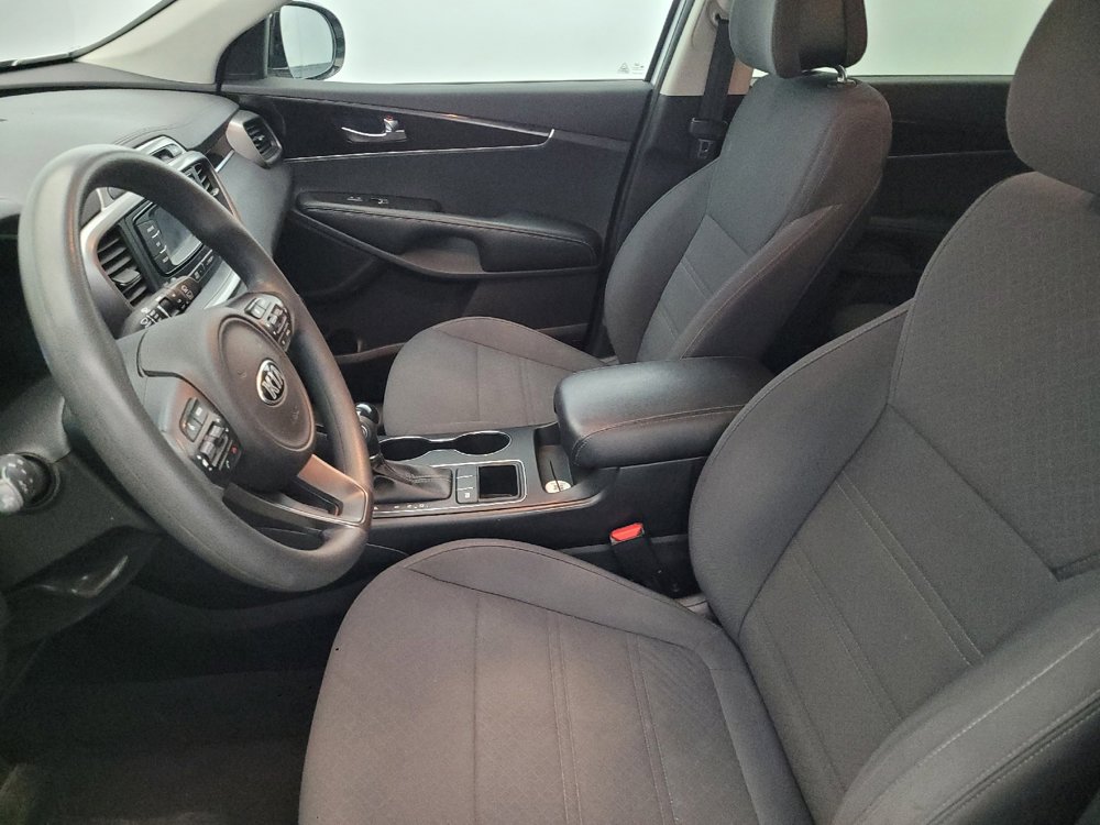 Used 2016 Kia Sorento LX image 17