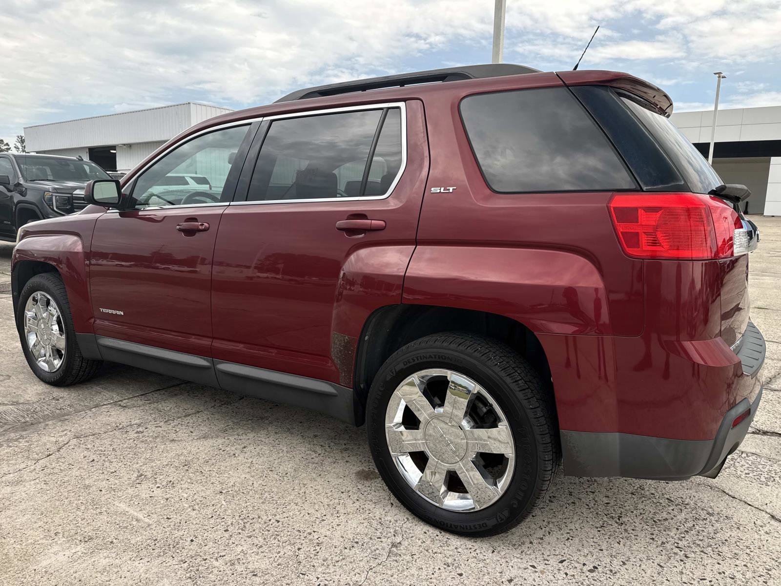 Used 2011 GMC Terrain SLT FWD image 6