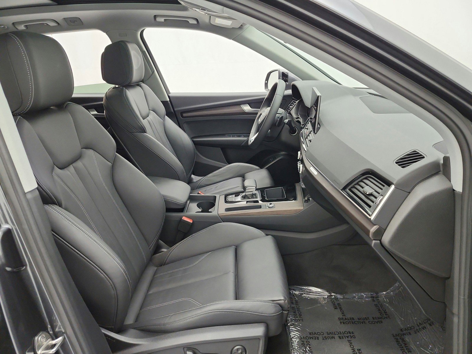 Used 2023 Audi Q5 e Premium w/ Convenience Package AWD/4WD image 20