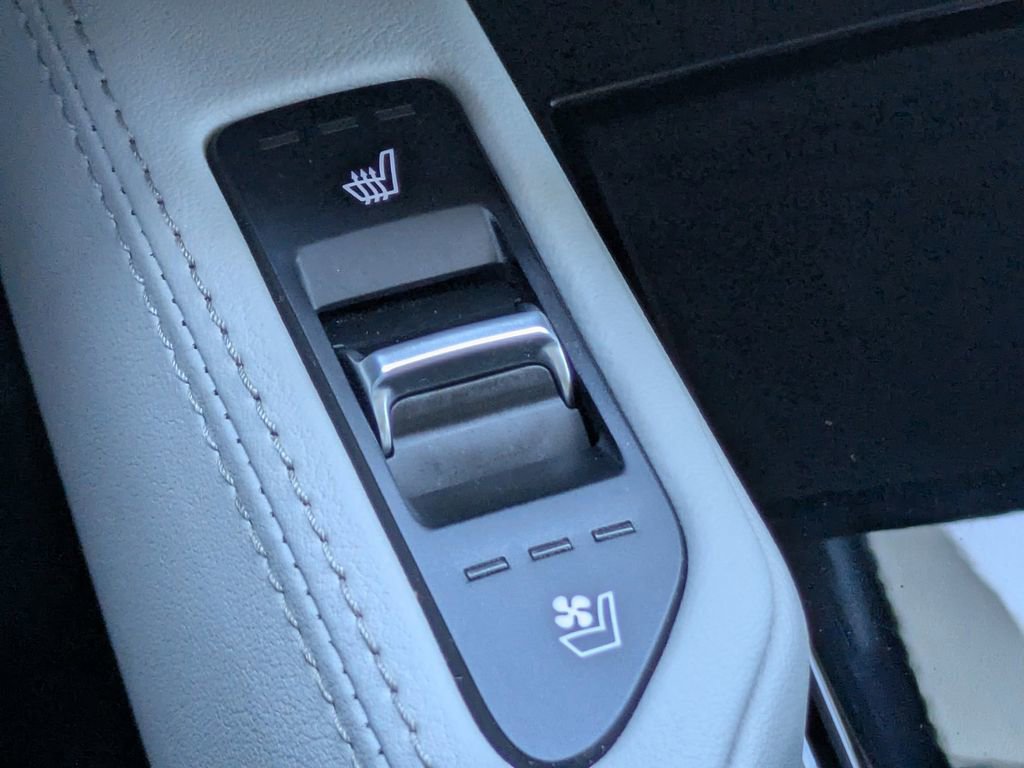 Used 2024 Kia Telluride SX image 25