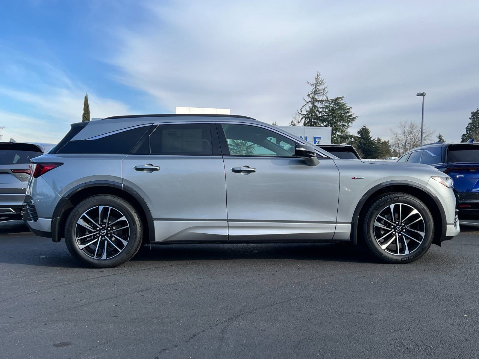 Used 2024 Acura ZDX A-Spec image 2