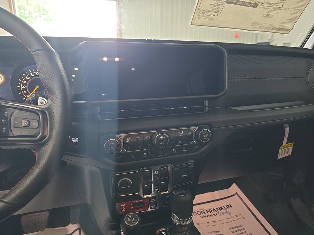 New 2026 Jeep Wrangler Unlimited Rubicon 392 w/ Quick Order Package 27X Moab AWD/4WD image 17