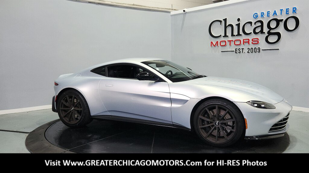 Used 2019 Aston Martin V8 Vantage Coupe RWD image 2