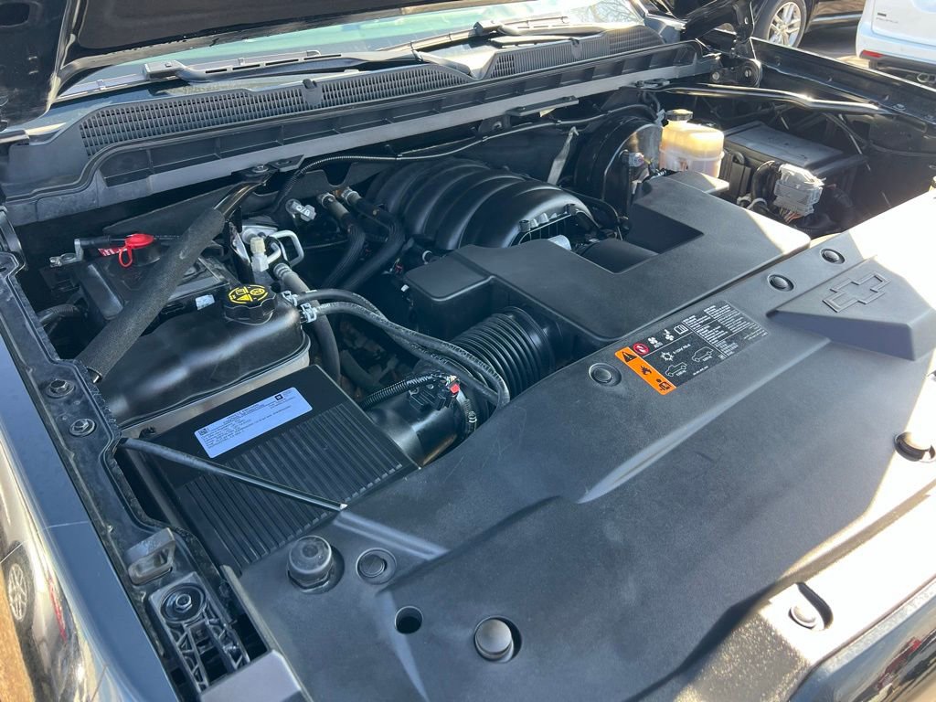 Used 2018 Chevrolet Silverado 1500 LT w/ LT Convenience Package image 40