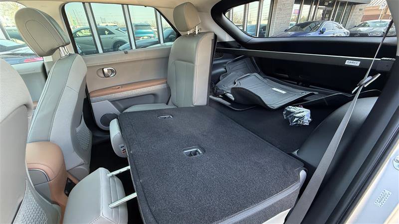 Used 2024 Hyundai Ioniq 5 Limited image 22
