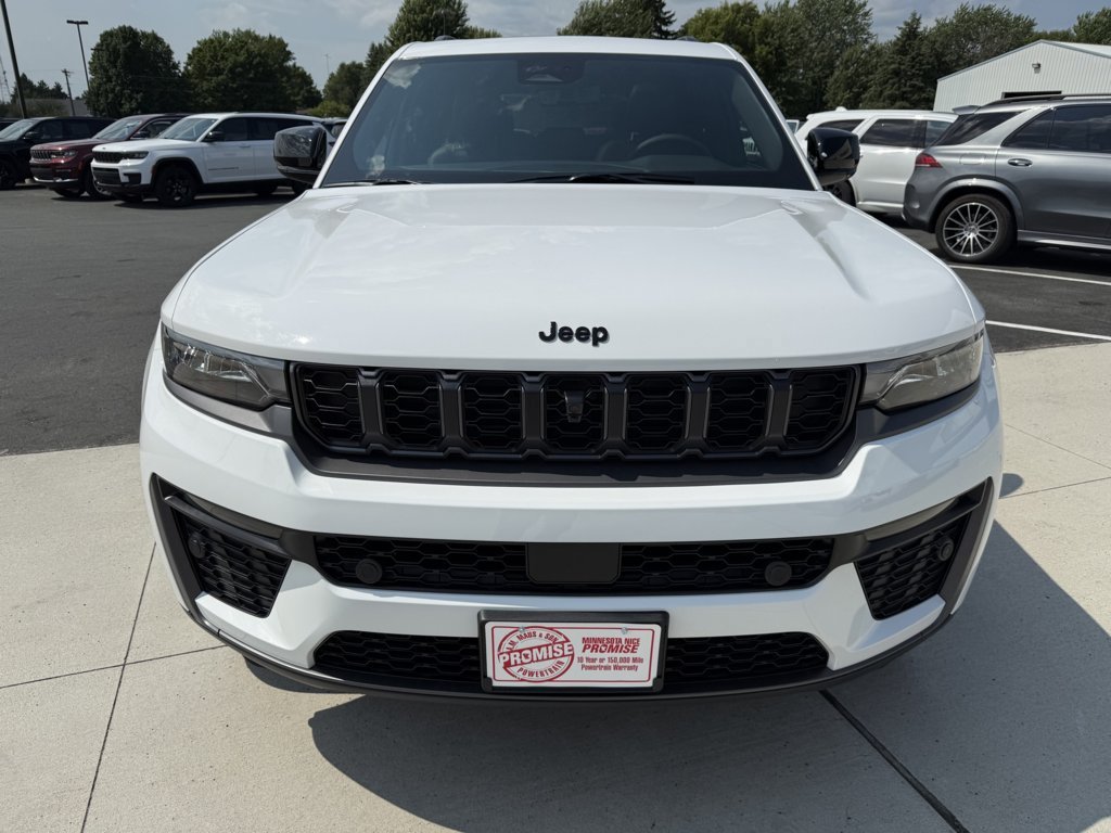 New 2026 Jeep Grand Cherokee Limited AWD/4WD image 3
