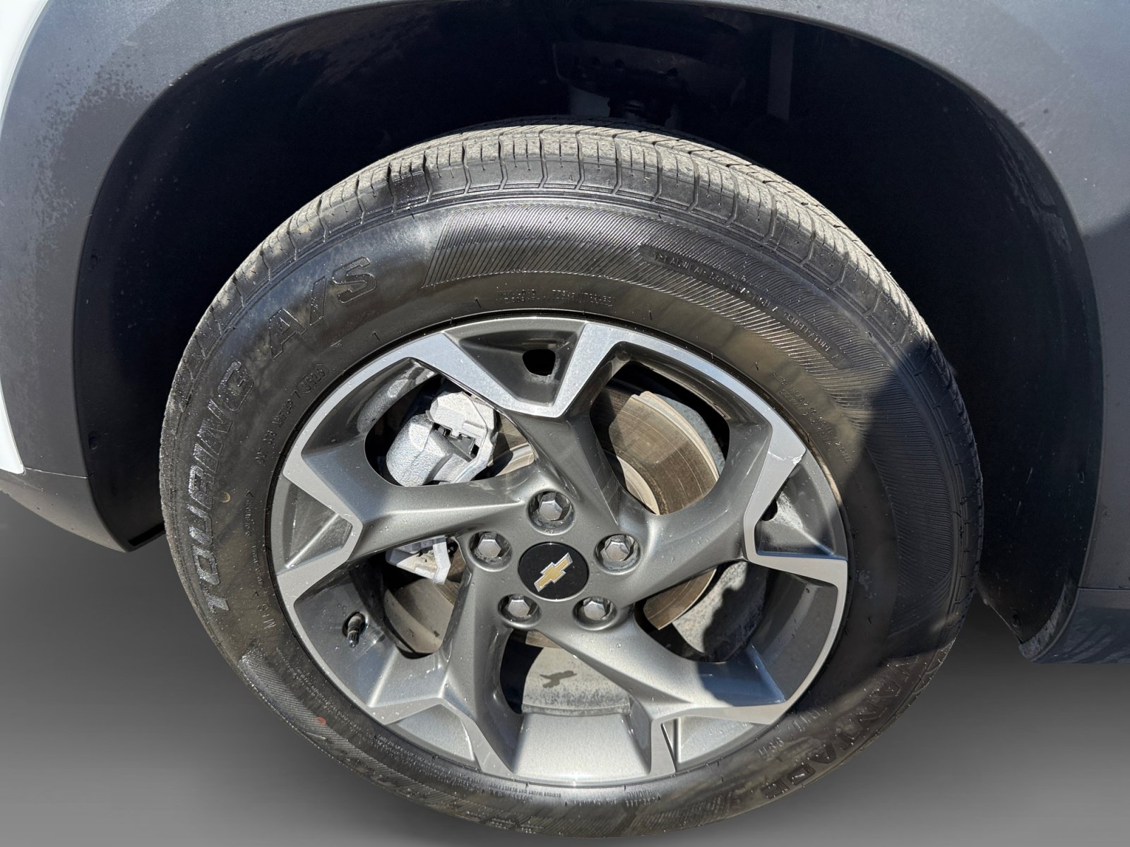 Used 2024 Chevrolet Trax LT FWD image 9