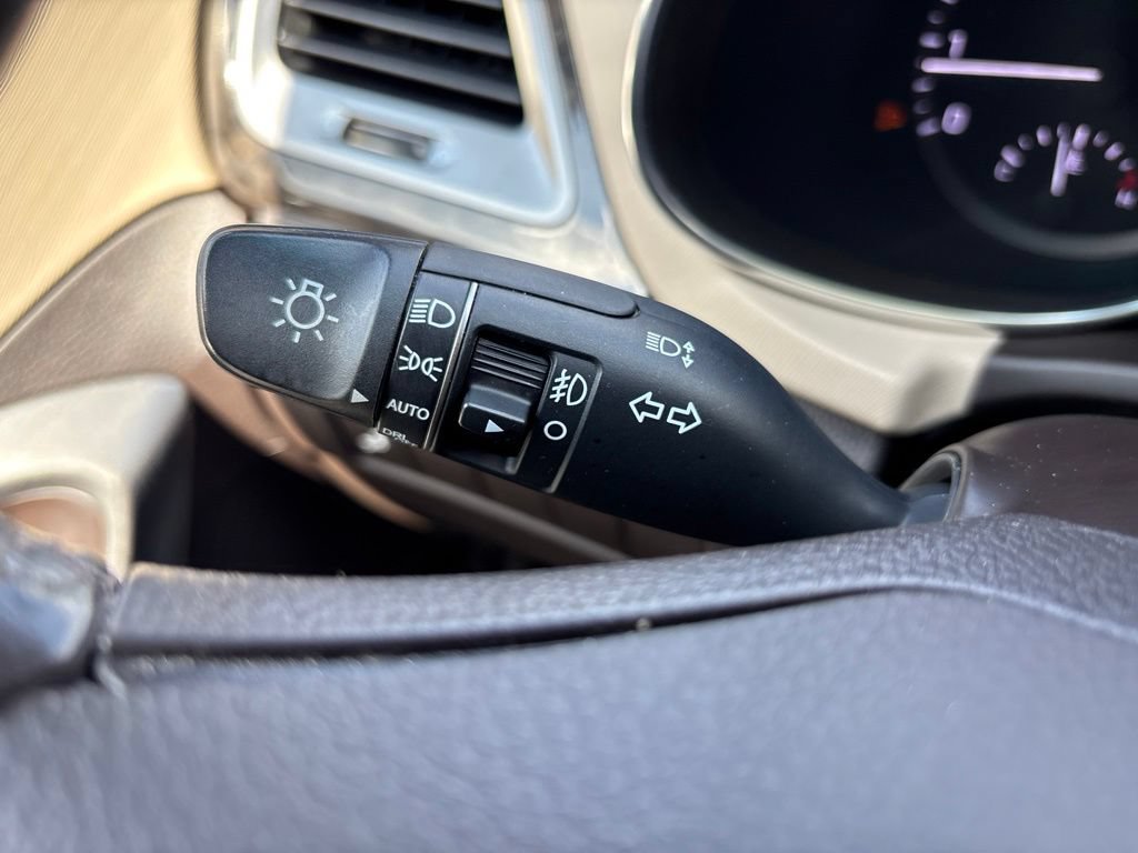 Used 2017 Hyundai Santa Fe Sport 2.0T FWD image 27
