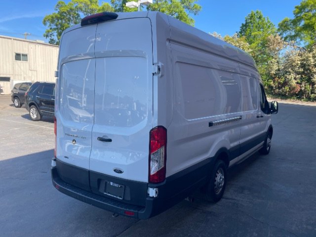 Used 2022 Ford Transit 250 148 High Roof Extended AWD w/ Load Area Protection Package image 6