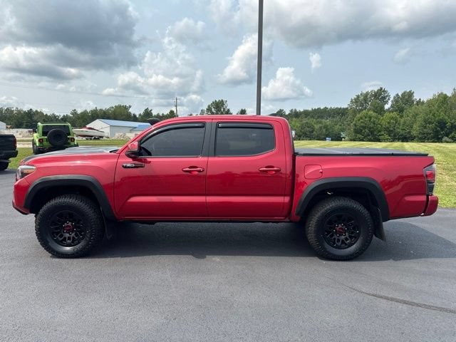 Used 2017 Toyota Tacoma 4x4 Double Cab image 2