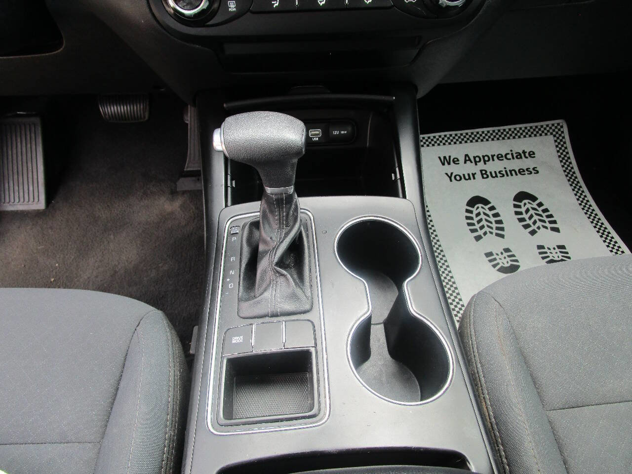 Used 2019 Kia Sorento FWD image 11