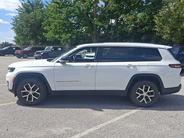Certified 2023 Jeep Grand Cherokee L Limited w/ Trailer Tow Group (B) AWD/4WD image 5