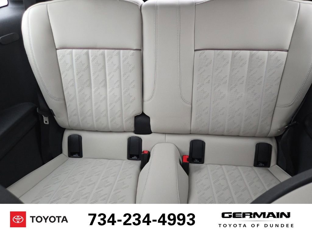 Used 2025 MINI Cooper S image 14