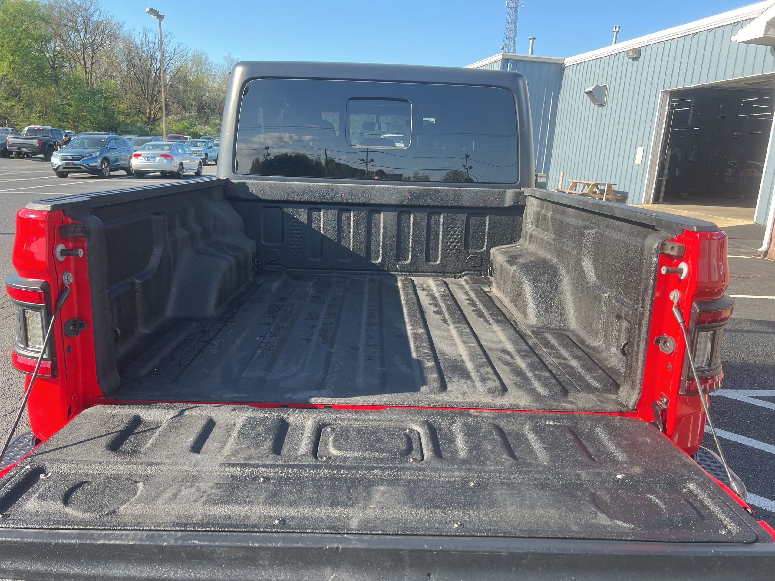 Used 2020 Jeep Gladiator Sport w/ Quick Order Package 24S AWD/4WD image 28