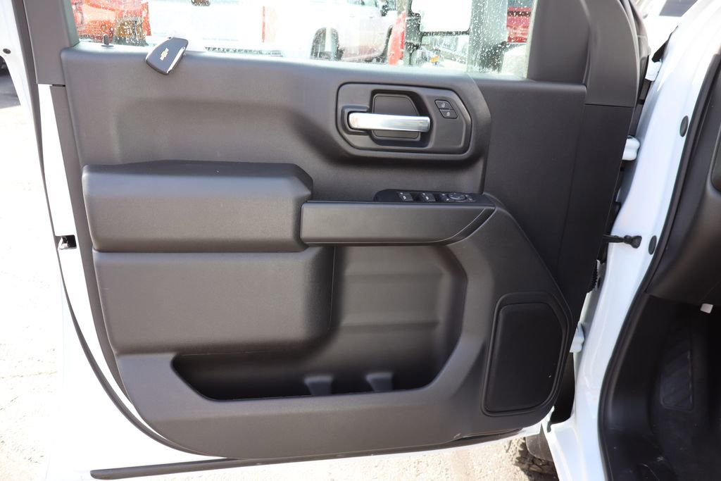 New 2026 Chevrolet Silverado 2500 Custom w/ Custom Value Package image 4
