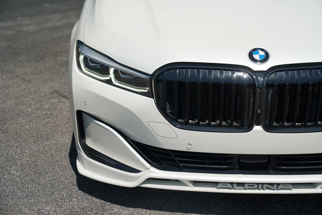 Used 2022 BMW ALPINA B7 xDrive w/ Luxury Rear Seating Package AWD/4WD image 27
