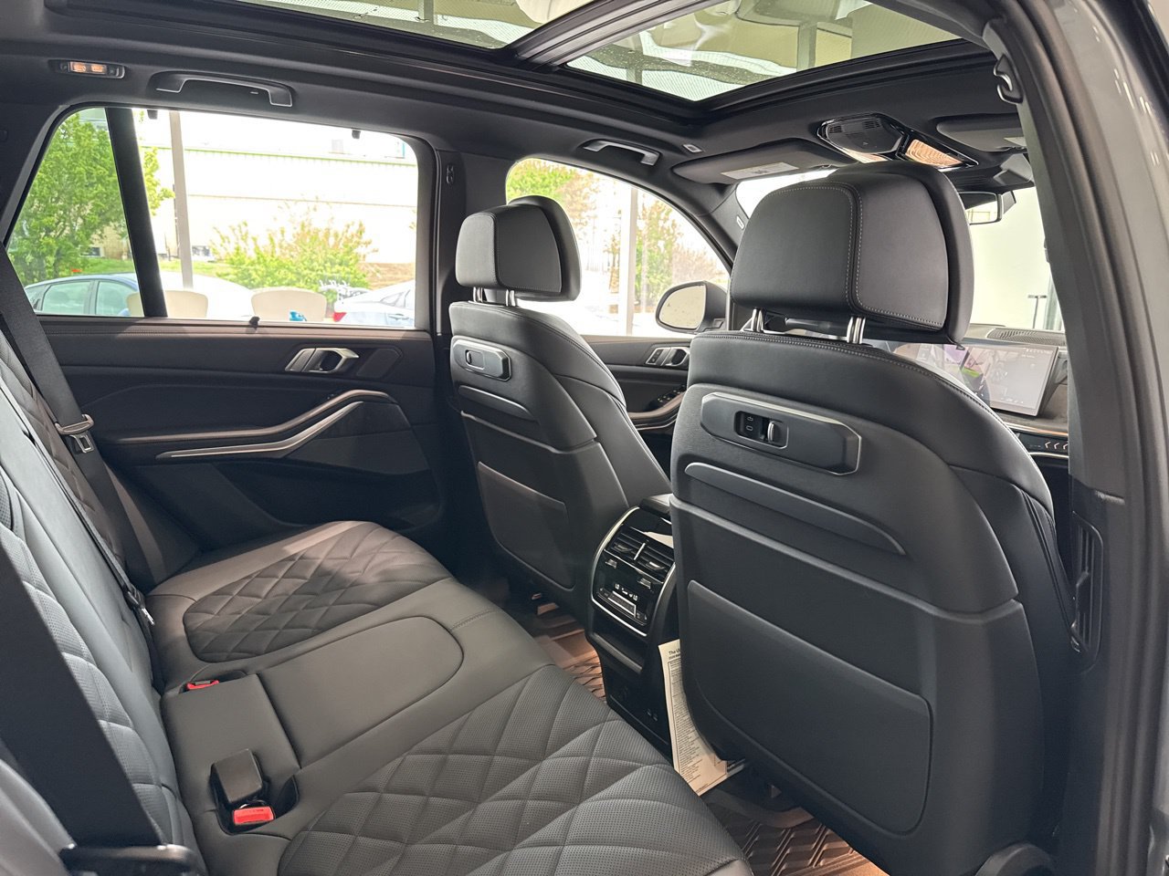 New 2026 BMW X5 xDrive50e w/ Executive Package AWD/4WD image 46
