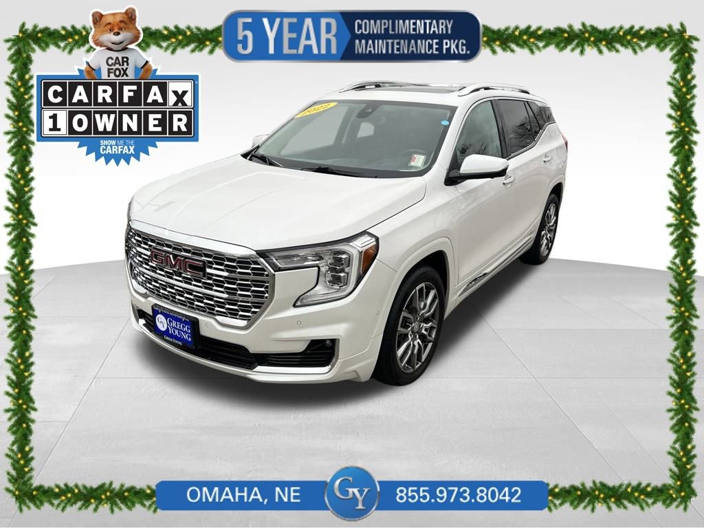 Used 2022 GMC Terrain Denali w/ Denali Premium Package