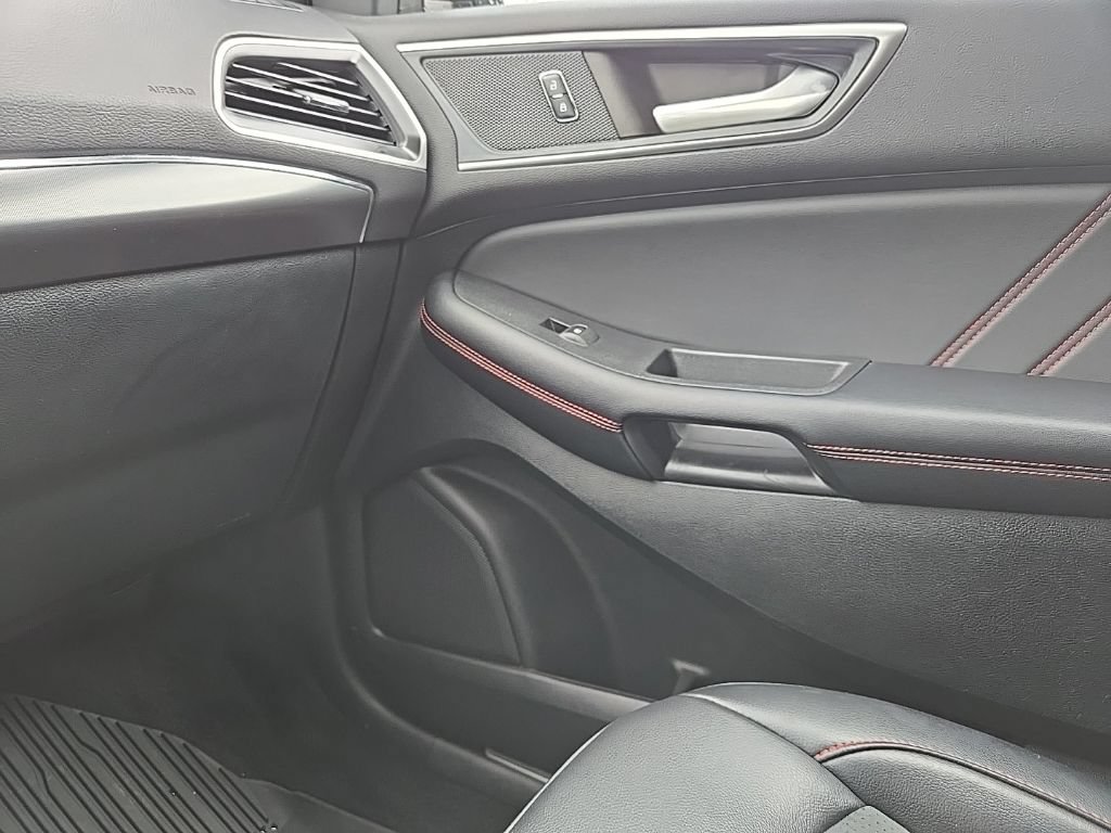 Used 2023 Ford Edge ST-Line AWD/4WD image 29