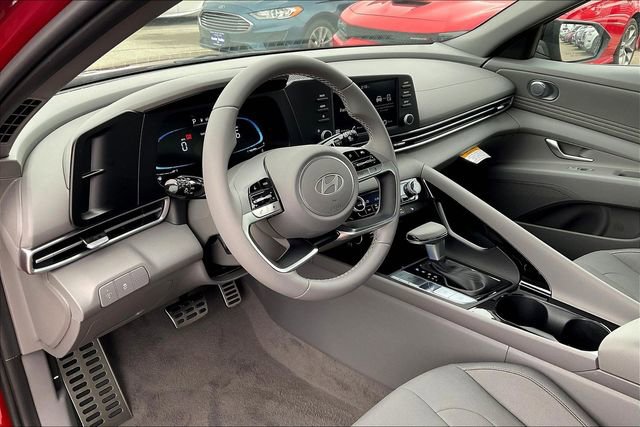 New 2026 Hyundai Elantra SEL Sport image 6