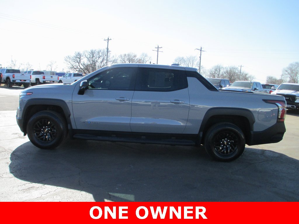 Used 2026 Chevrolet Silverado EV LT image 9