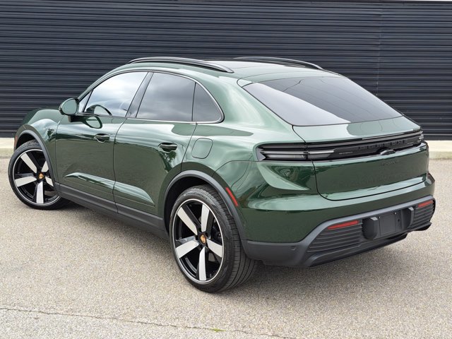 Certified 2024 Porsche Macan 4 Electric image 3