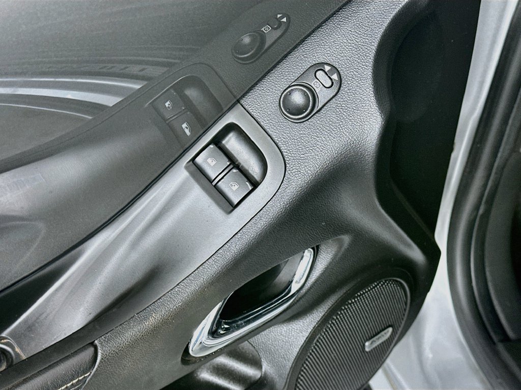 Used 2010 Chevrolet Camaro SS w/ RS Package RWD image 25