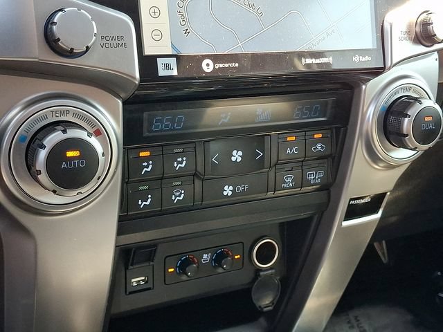Used 2022 Toyota 4Runner Limited AWD/4WD image 18