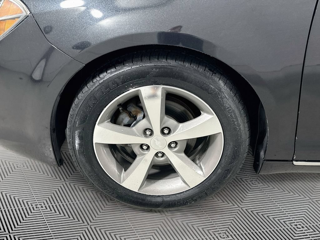 Used 2012 Chevrolet Malibu LT FWD image 24