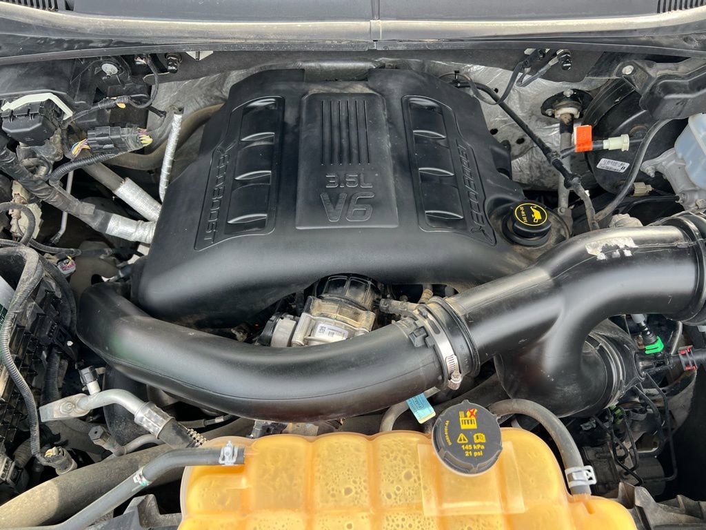 Used 2016 Ford F150 XLT w/ Equipment Group 302A Luxury image 47