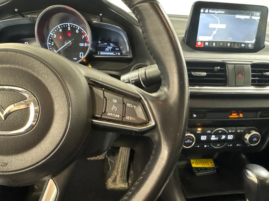Used 2018 MAZDA MAZDA3 Grand Touring FWD image 10