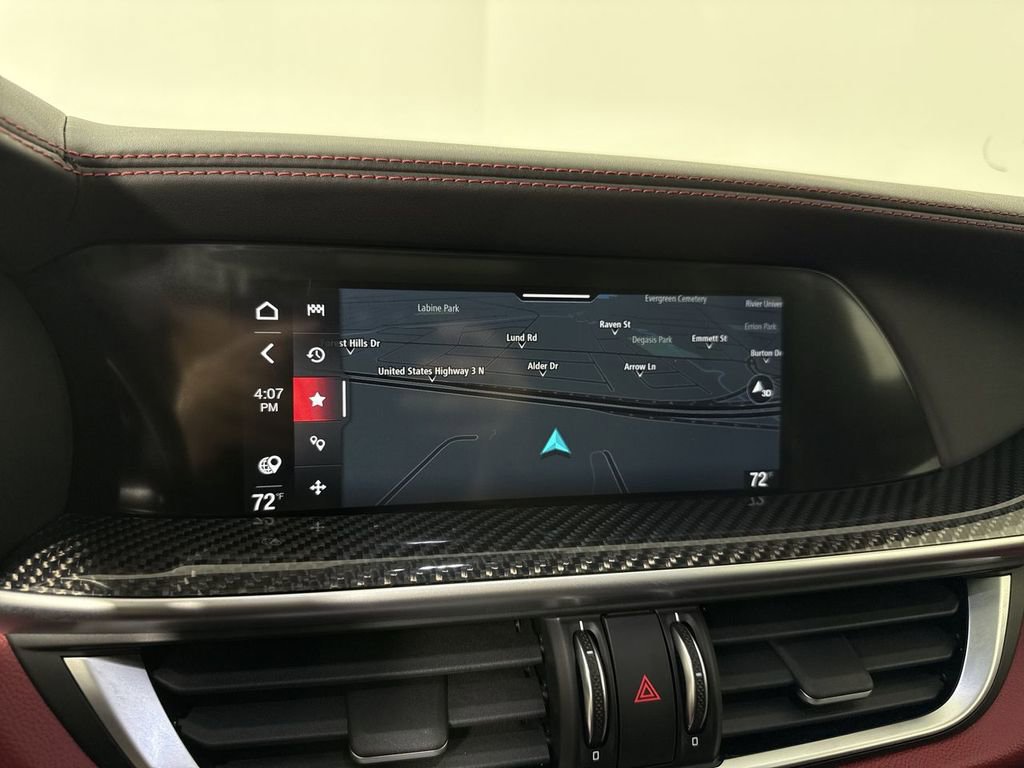 Used 2020 Alfa Romeo Stelvio Quadrifoglio image 27