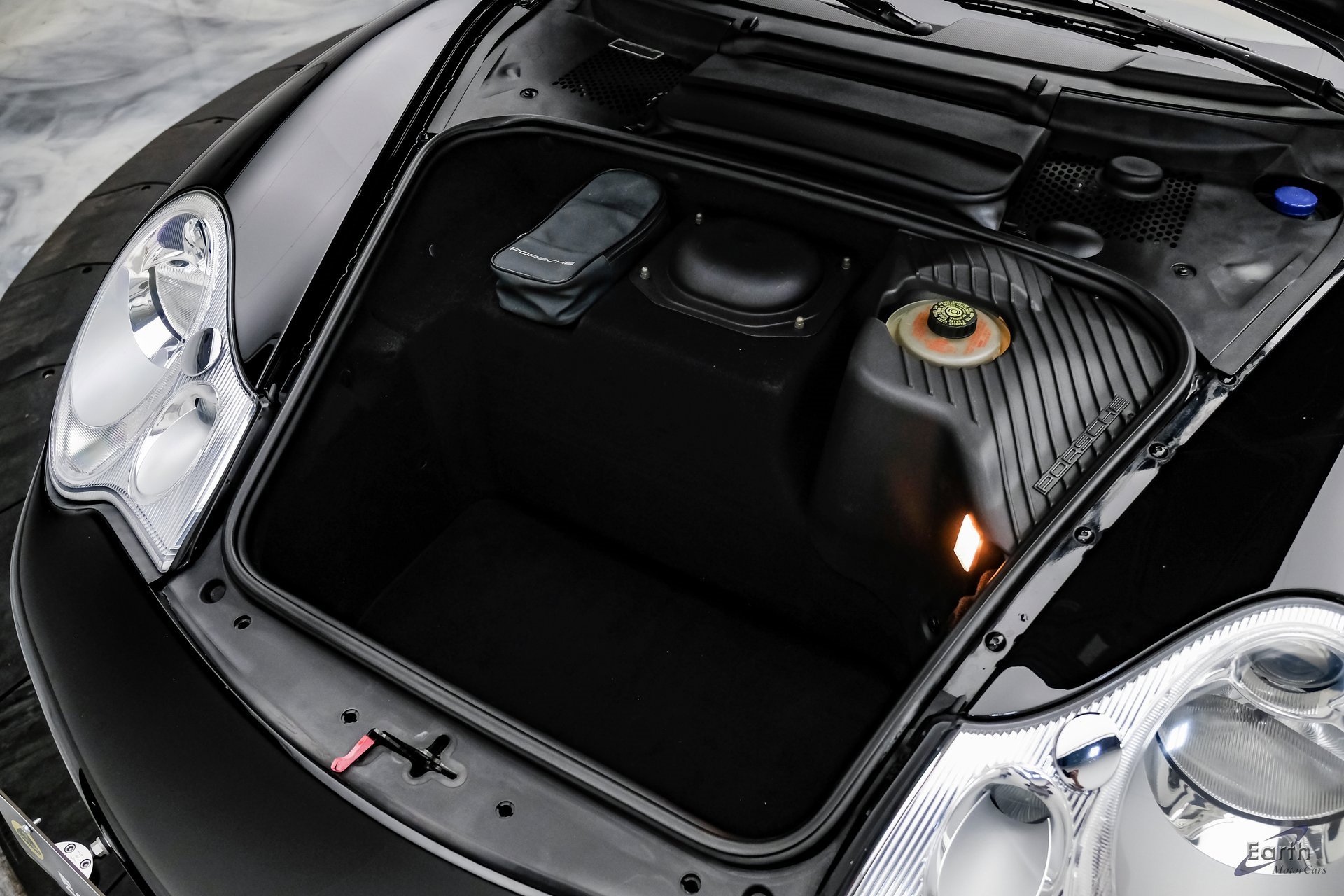 Used 2004 Porsche 911 GT3 image 82