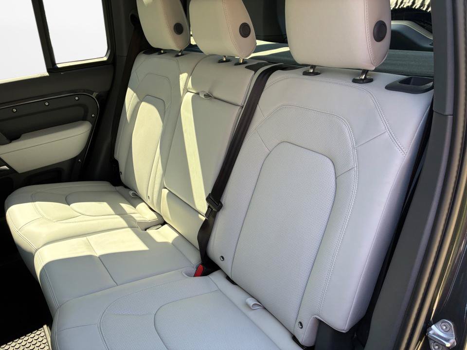 New 2026 Land Rover Defender 110 S AWD/4WD image 12