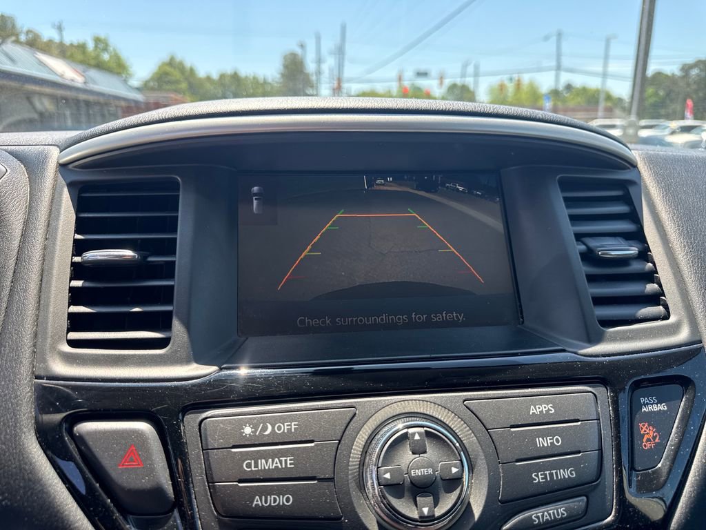Used 2017 Nissan Pathfinder SV FWD image 29