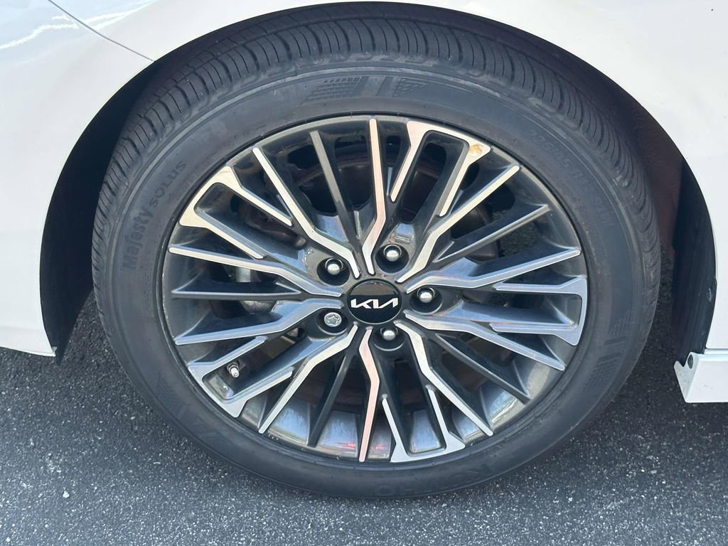 Certified 2024 Kia Forte GT-Line w/ GT-Line Premium Package FWD image 7