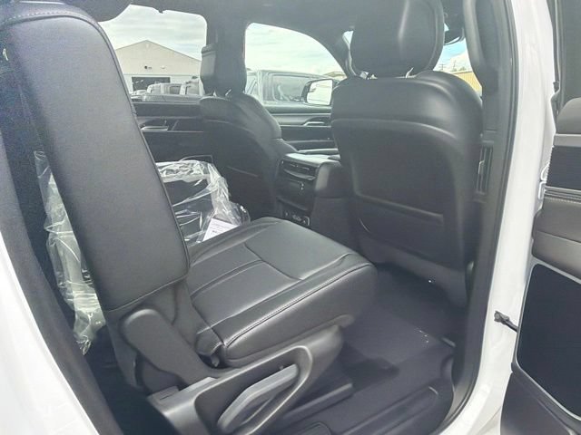 New 2026 Jeep Grand Wagoneer Limited AWD/4WD image 12