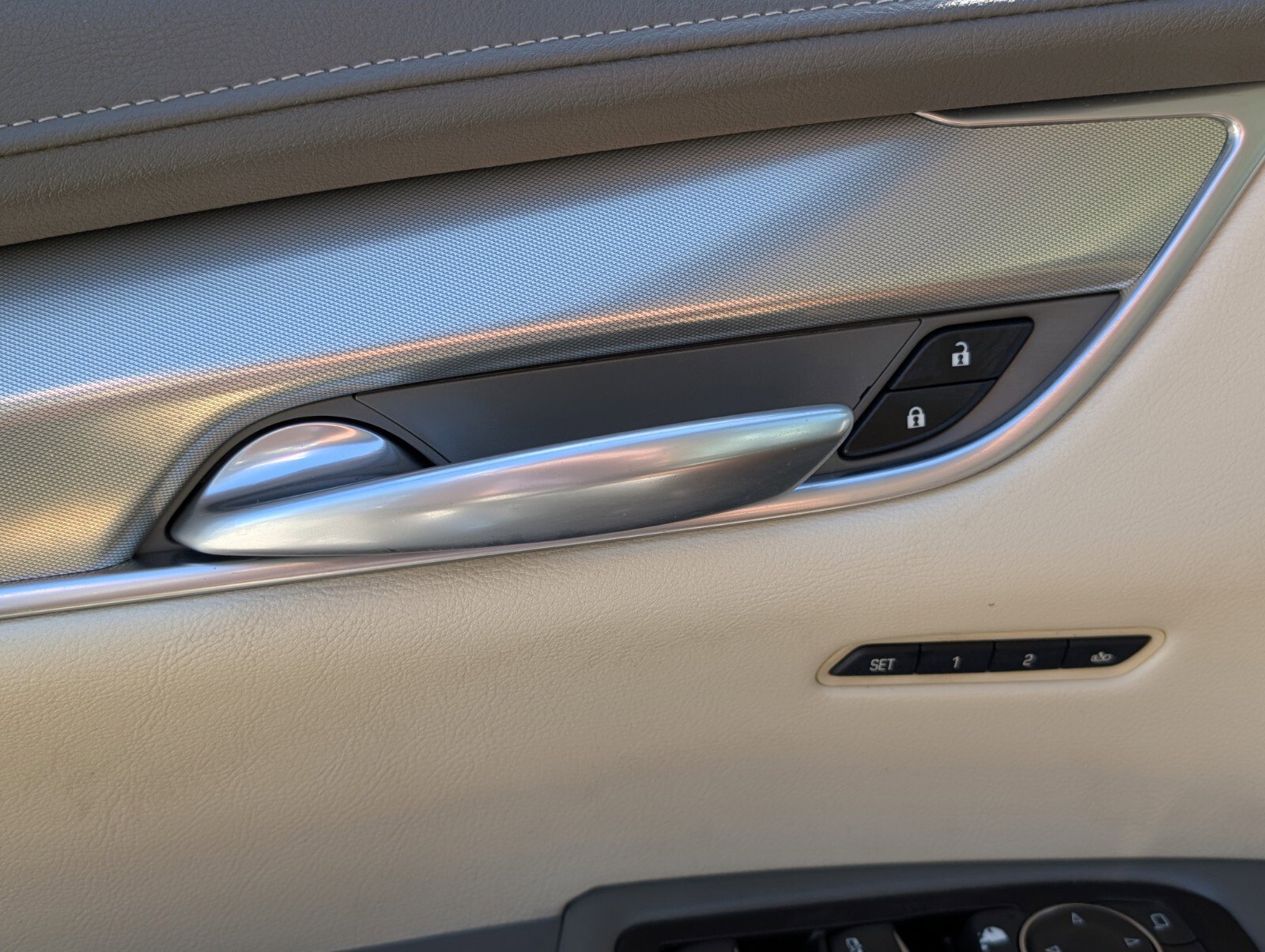 Used 2018 Cadillac XT5 Luxury image 47