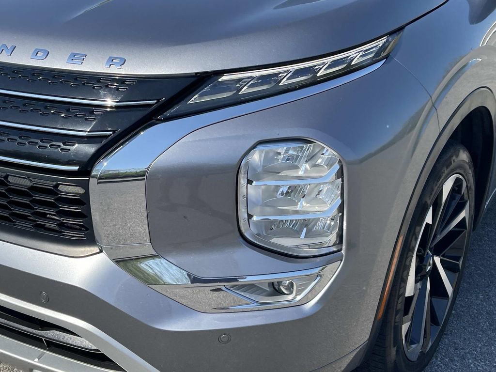 Used 2023 Mitsubishi Outlander SEL image 10