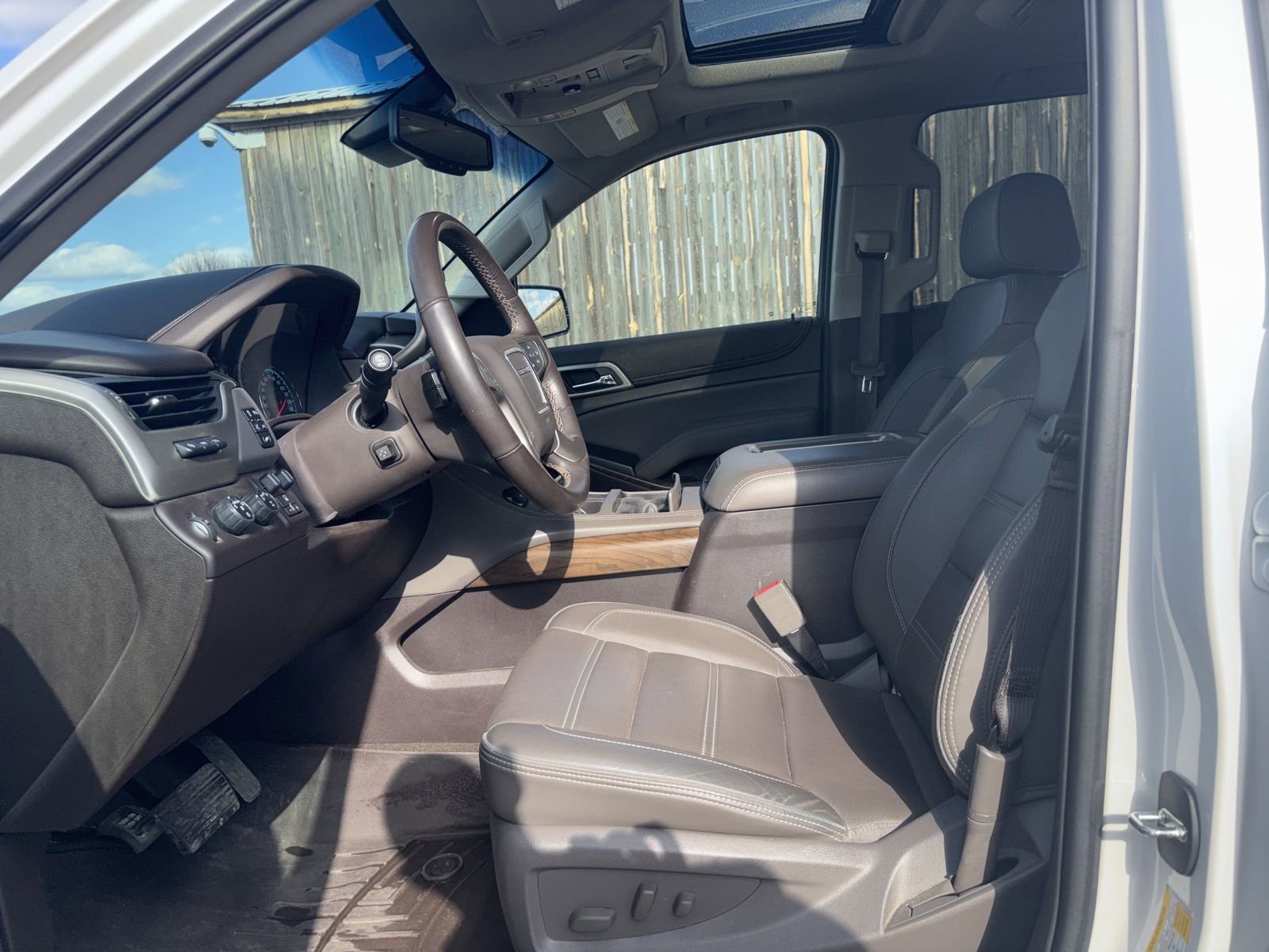 Used 2019 GMC Yukon Denali w/ Denali Ultimate Package image 11