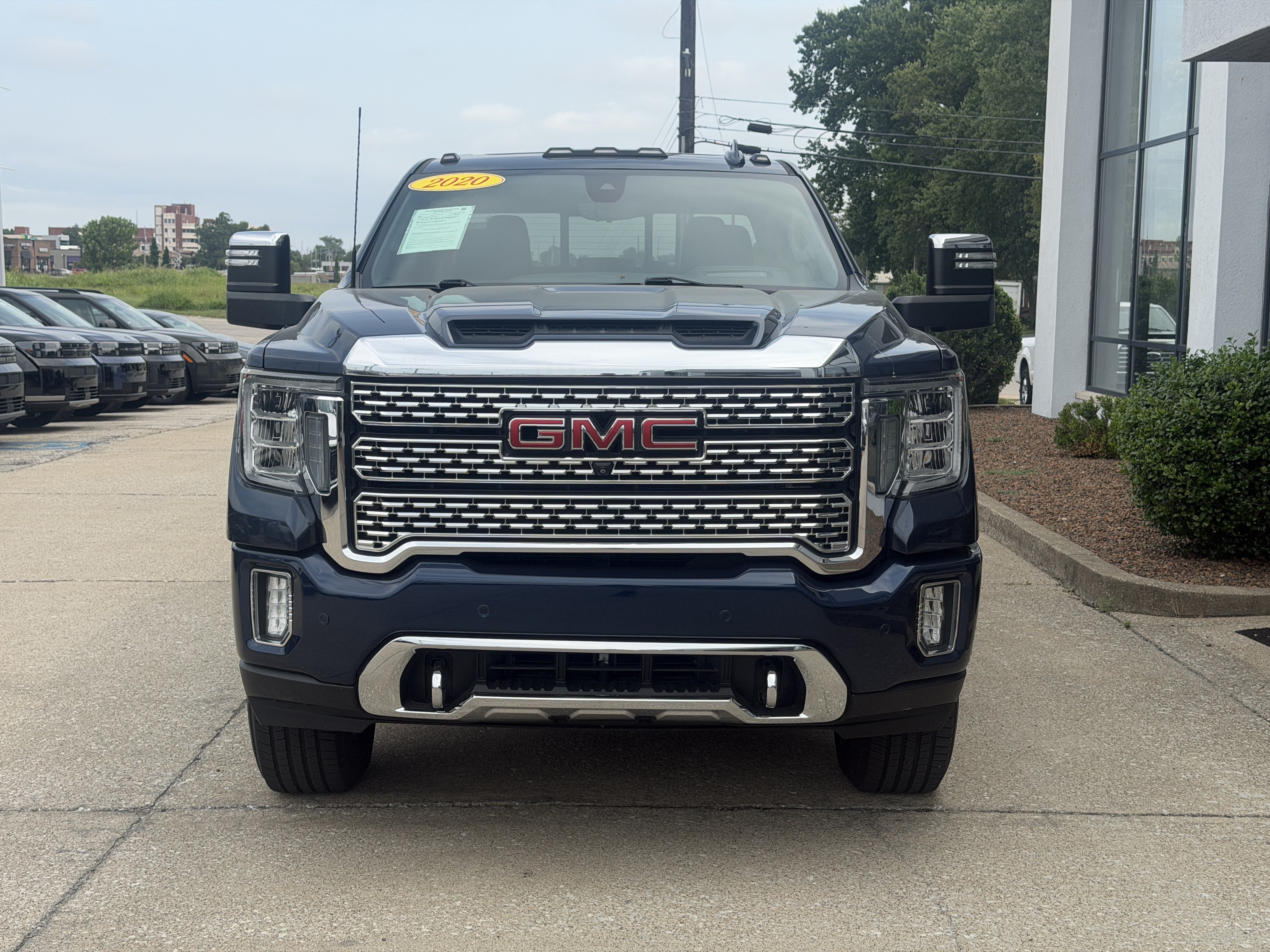 Used 2020 GMC Sierra 3500 Denali w/ Denali Ultimate Package AWD/4WD image 18