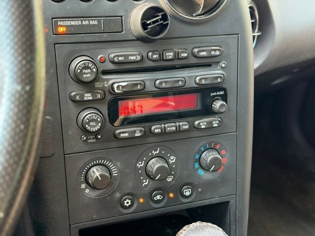 Used 2007 Pontiac Grand Prix w/ Sun And Sound Package FWD image 11