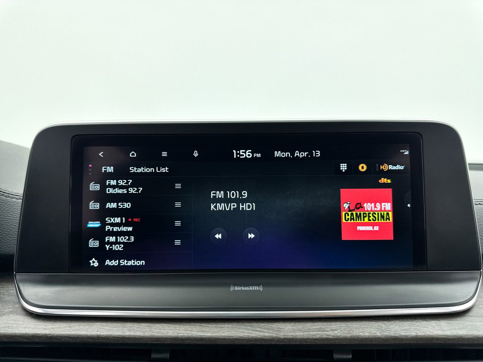 Used 2022 Kia Telluride EX w/ EX Premium Package image 5