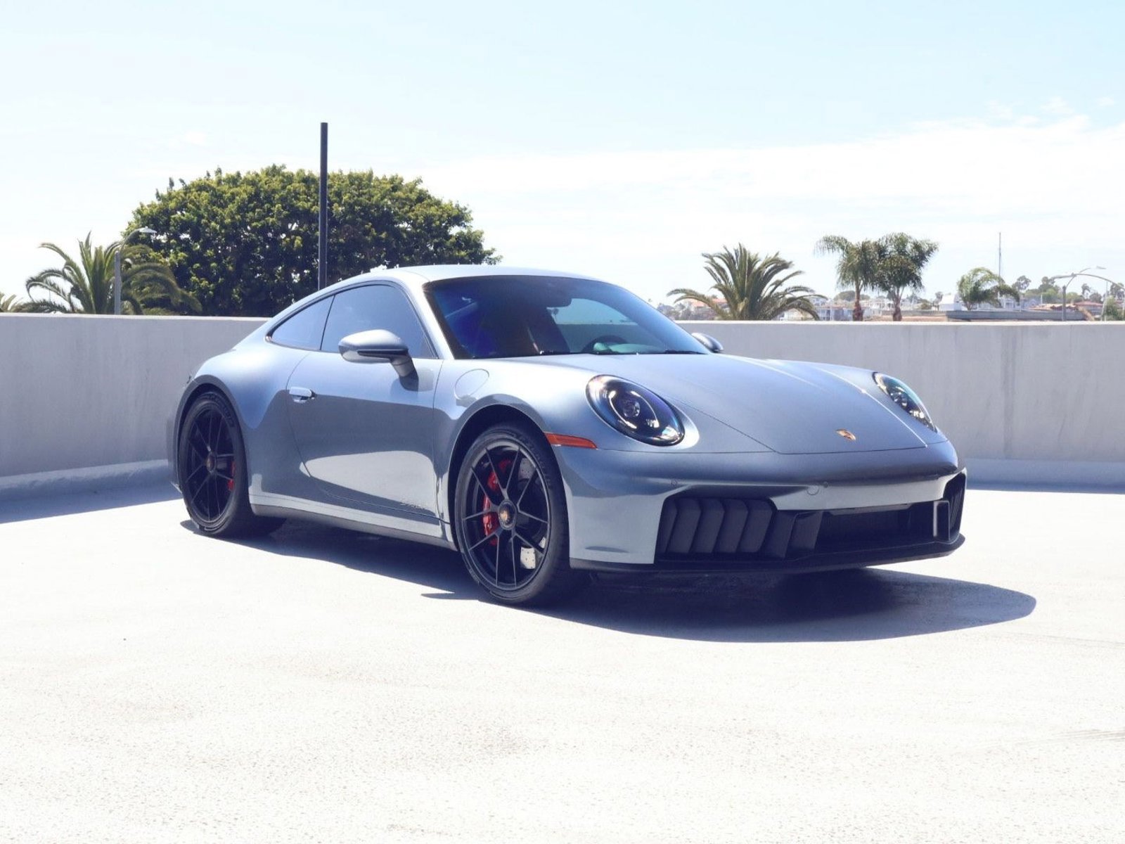 Certified 2025 Porsche 911 Carrera GTS RWD image 6