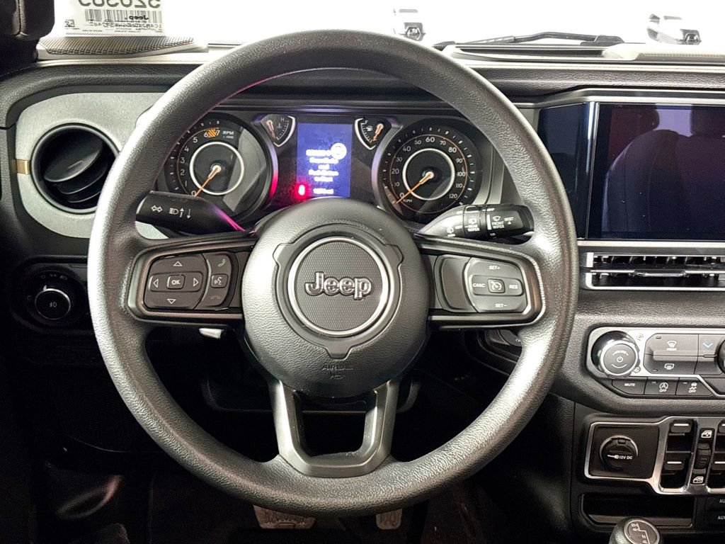 Certified 2025 Jeep Wrangler Sport image 4